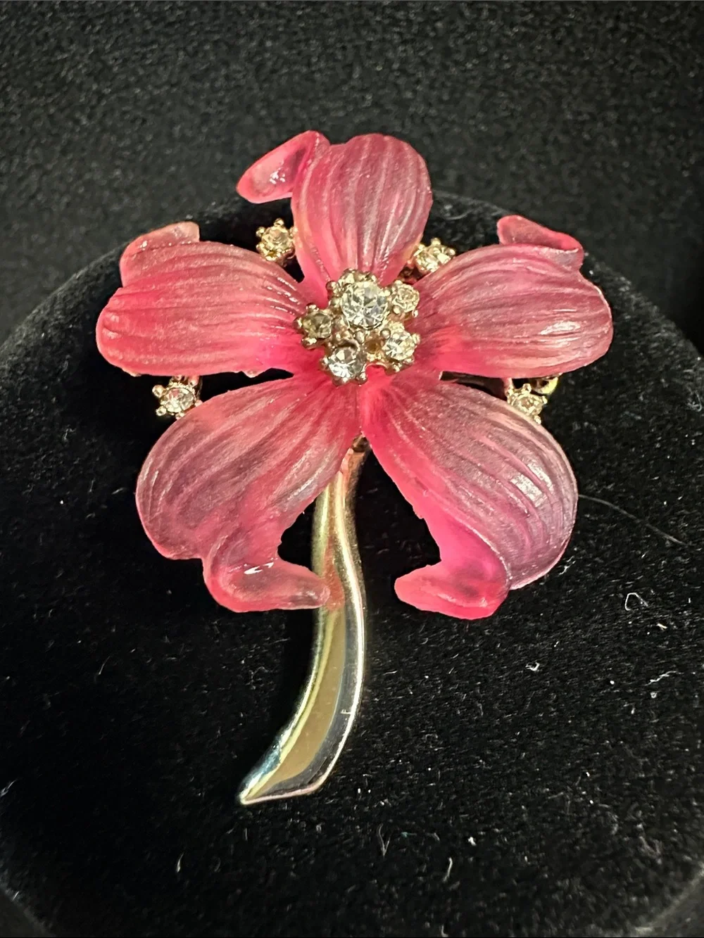 Elegant Vintage Molded Pink Lucite Floral Crystal Brooch